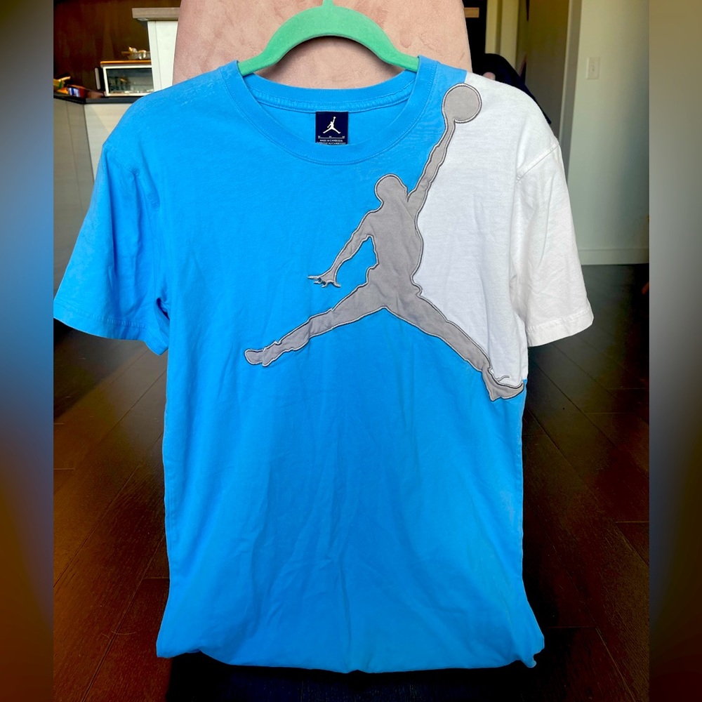 Jordan Blue White Jumpman T shirt size Medium